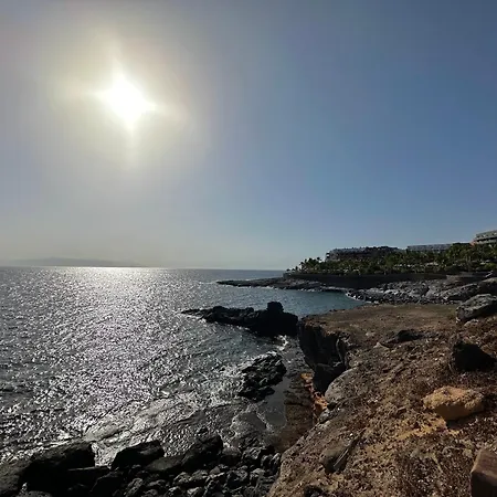 Paradise Ocean And Volcano View * 帕莱索海滩